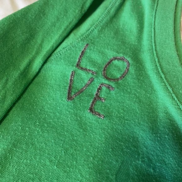 Vintage AE. Graphic green shirt with floral design - Picture 2 of 3